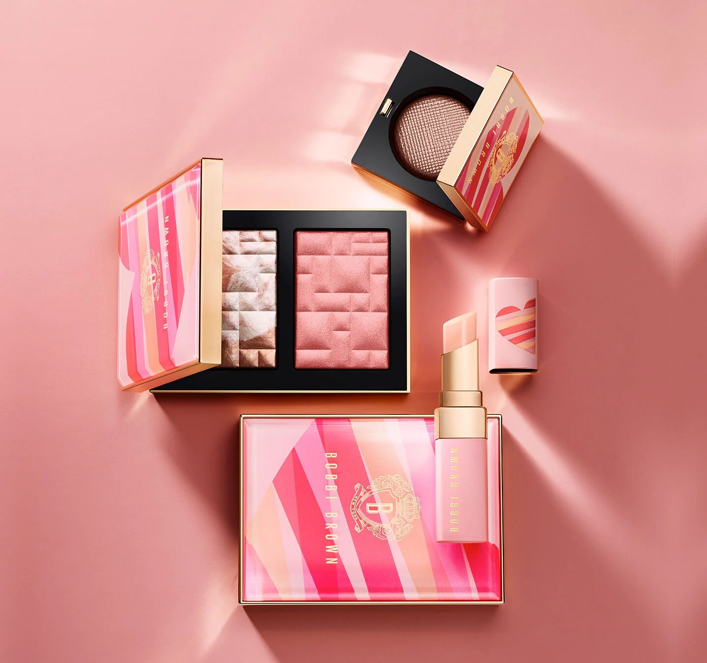 Bobbi Brown — интернет-магазин декоративной и уходовой косметики