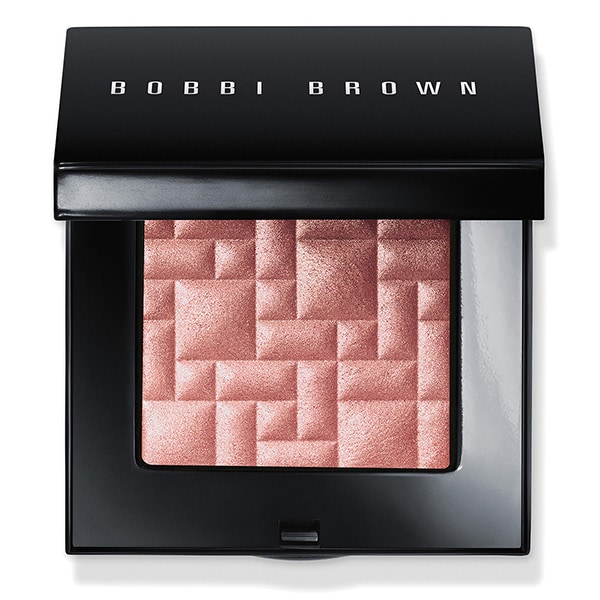 КОМПАКТНАЯ ПУДРА ДЛЯ ПРИДАНИЯ СИЯНИЯ HIGHLIGHTING POWDER