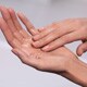 УСПОКАИВАЮЩЕЕ МАСЛО ДЛЯ СНЯТИЯ МАКИЯЖА SOOTHING CLEANSING OIL